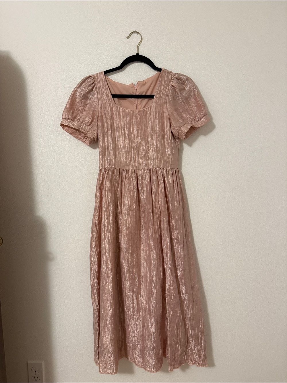 Girls' Shimmer Pink Puff-Sleeve Dress
